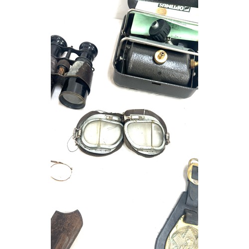 73 - Selection military vintage pieces to include goggles, torch, Prima shove, brass etc