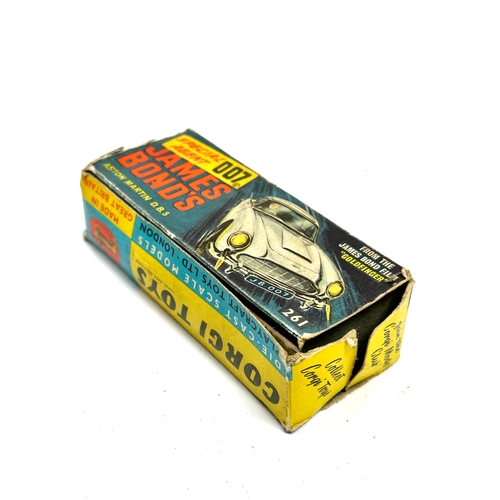 501 - Corgi 261 james bond aston martin d.b.5 boxed the box is in worn condition missing flaps