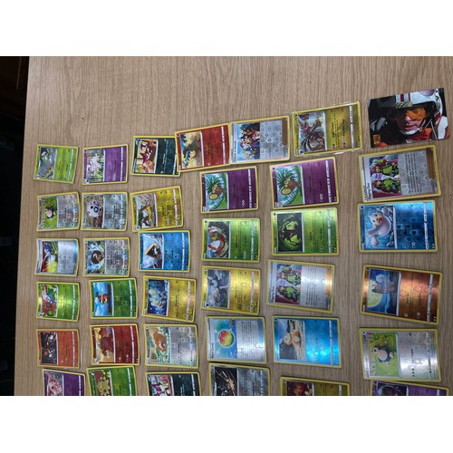 446 - Selection of assorted Pokemon cards