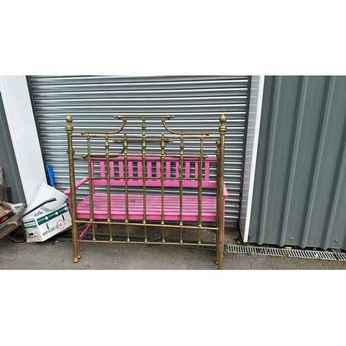 100M - 4'6 Brass bed, ends only, no irons or springs