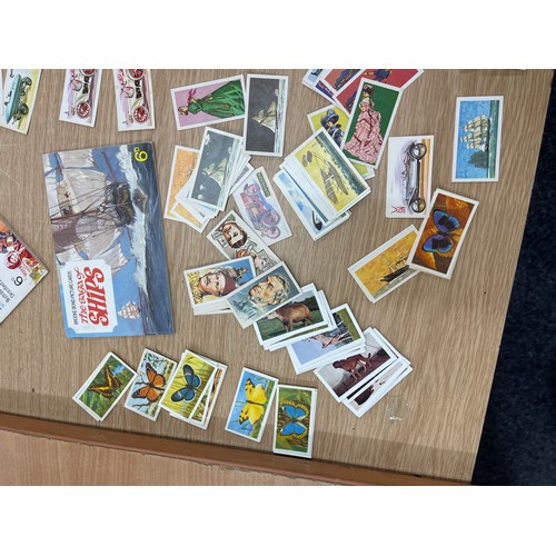 449 - Rare Collection of Brooke Bond Picture Cards and Booklets

This lot features a rare collection of Br... 