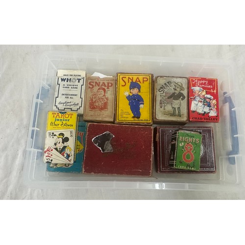 39 - 1940's/60s 11 sets of vintage card games- 3 snap, Tarot Junior, Whot, Happy Families, Crazy eights, ... 