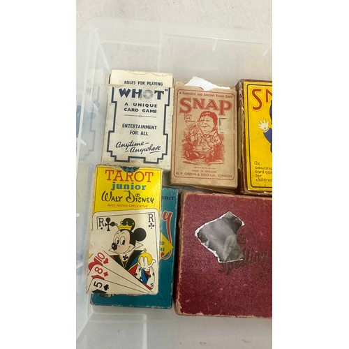 39 - 1940's/60s 11 sets of vintage card games- 3 snap, Tarot Junior, Whot, Happy Families, Crazy eights, ... 