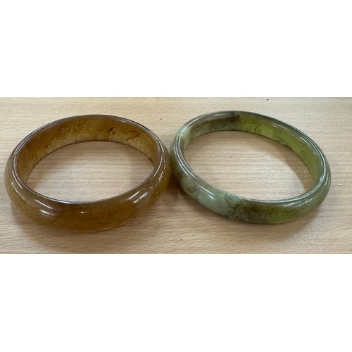 495A - Two jade bangles