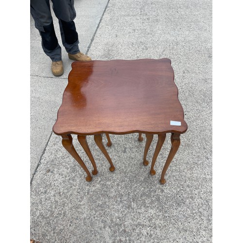 314 - Mahogany nest of tables with Queen Ann legs overall height 22 inches, 20 wide and 18 deep