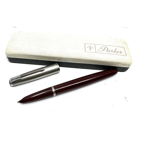 508 - Boxed Vintage parker 51 fountain pen burgundy case