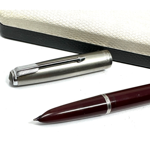 508 - Boxed Vintage parker 51 fountain pen burgundy case