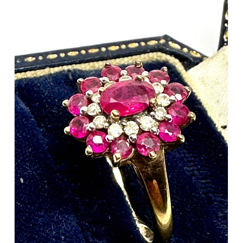 60 - 9ct gold ruby & diamond ring weight 2.5g