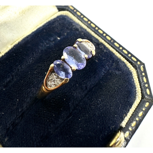 61 - 9ct gold tanzanite & diamond ring weight 2.3g