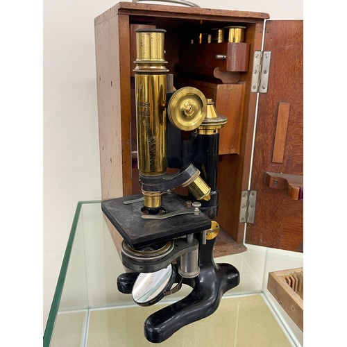 75A - Vintage Voigtlaender Braunschweig MK IVA brass and metal microscope complete with lenses fitted in a... 