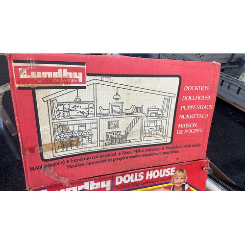 167 - Vintage 1970's Lundby dolls house boxed and garage extension