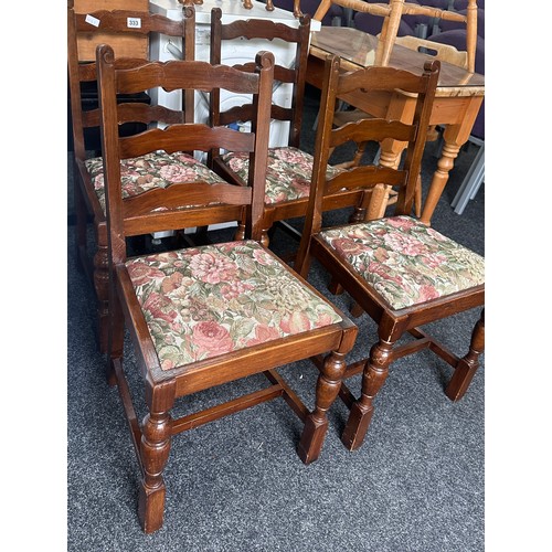 333 - Set of 4 vintage dining room chairs