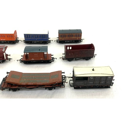 94 - Selection of assorted Wagons includes Lima, Hornby etc