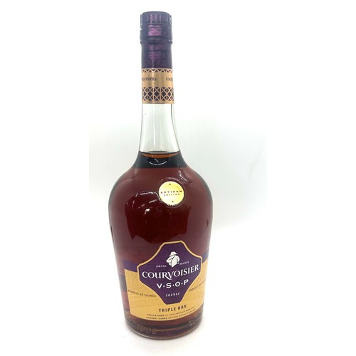 87 - Courvoisier V.S.O.P Cognac - Triple Oak