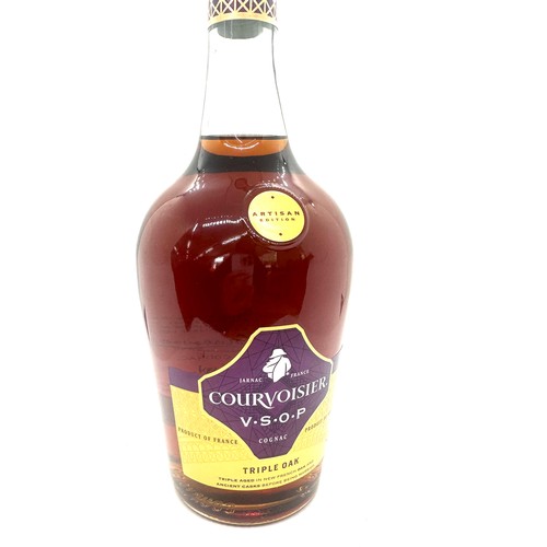 87 - Courvoisier V.S.O.P Cognac - Triple Oak