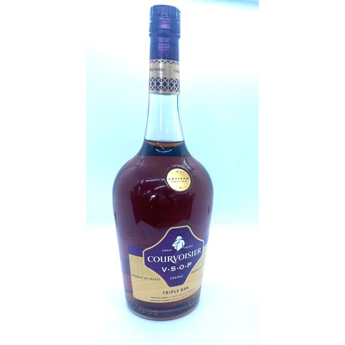 87 - Courvoisier V.S.O.P Cognac - Triple Oak