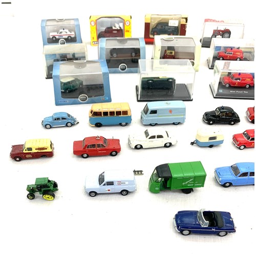 99 - Large selection of assorted die cast cars, trucks, some boxed includes Trackside etc