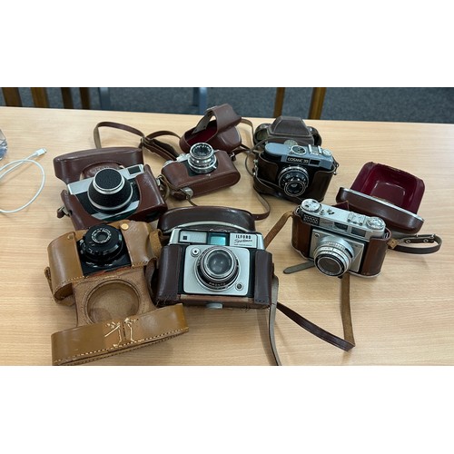 56 - Selection of vintage cameras to include Werra, Malina etc- untested