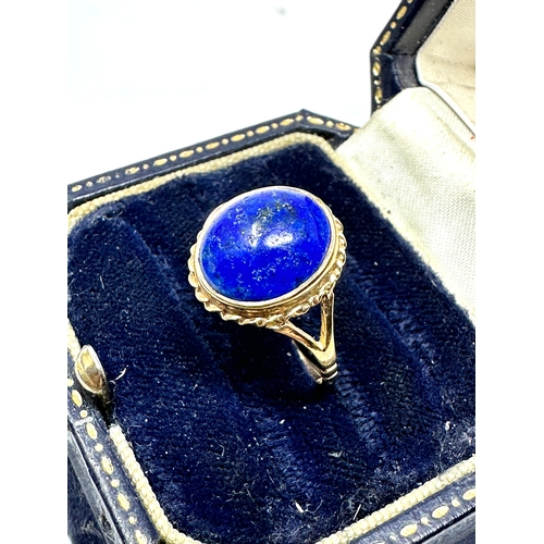 83 - Vintage 9ct gold lapis set ring weight 2.2g