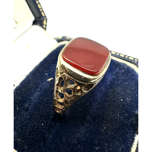 92 - vintage 9ct gold & agate set signet ring weight 4.5g