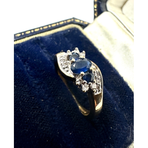 100 - 9ct gold sapphire & diamond ring weight 2.8g