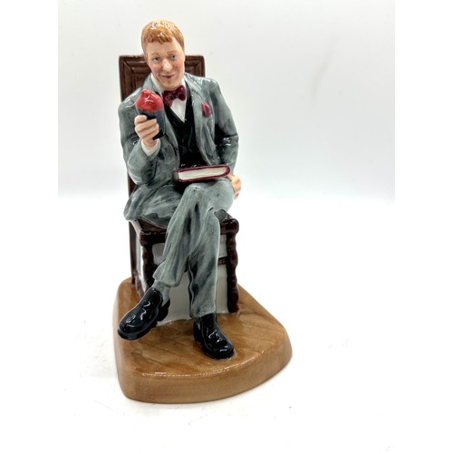 7 - Royal Doulton Antique Dealer hn4424, over all good condition