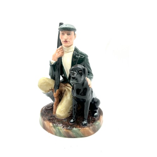 10 - Royal Doulton The Game keeper and black labrador hn2879