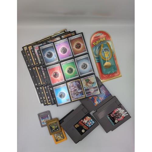 24 - Nintendo Collection

This lot features a comprehensive Nintendo collection:

Original pokemon phone ... 