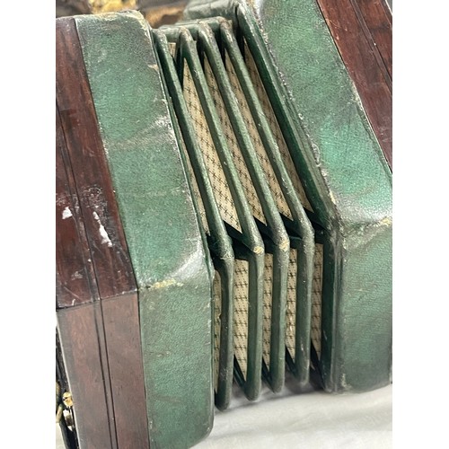 543A - Antique rock Chidley 48 button concertina in wooden case