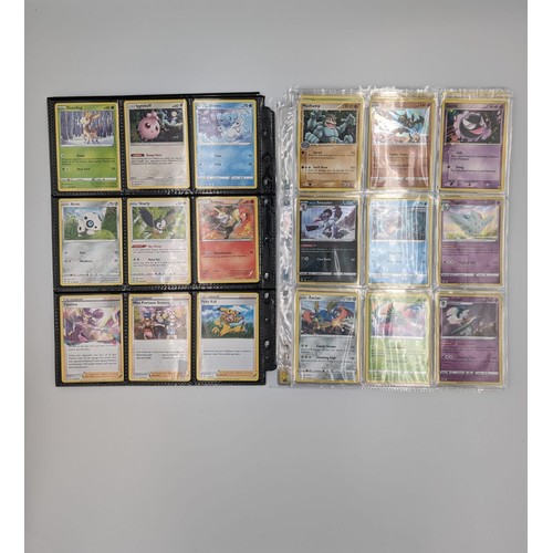 443 - Pokémon Trading Card Collection

This lot features a substantial Pokémon trading card collection:

-... 