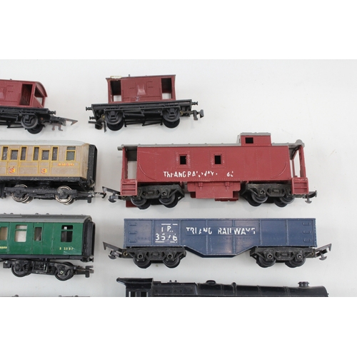 421 - OO Gauge Railways Inc Lima Sir Edward Elgar Loco Triang Princess Elizabeth x 10