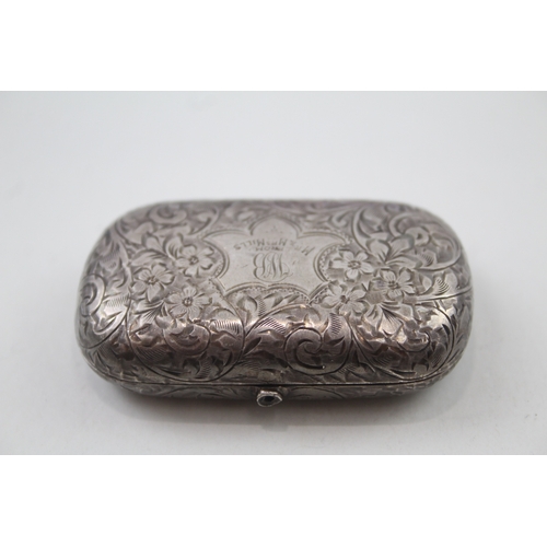 41 - .925 sterling sovereign & stamp case