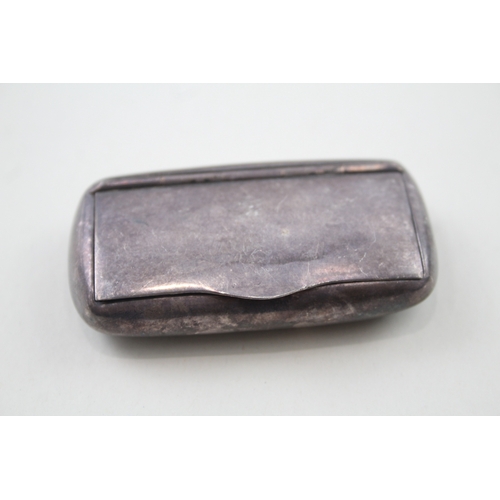 46 - Vintage stamped .925 sterling import plain snuff box