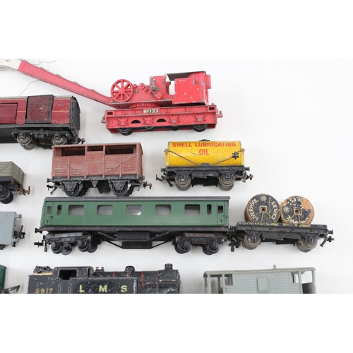 426 - Hornby Dublo OO Gauge Inc 2 x Steam Locos BR LMS + Carriages Rolling Stock x 16