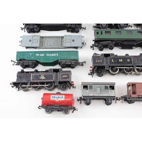 426 - Hornby Dublo OO Gauge Inc 2 x Steam Locos BR LMS + Carriages Rolling Stock x 16