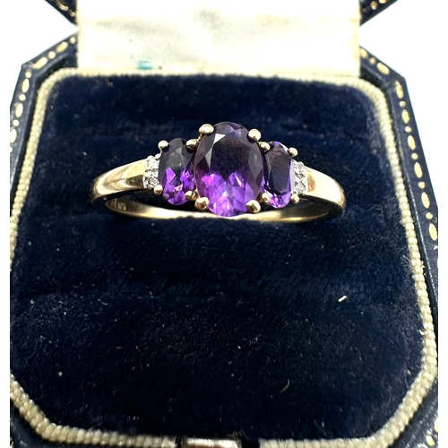 147 - 9ct gold amethyst & diamond ring weight 2.7g