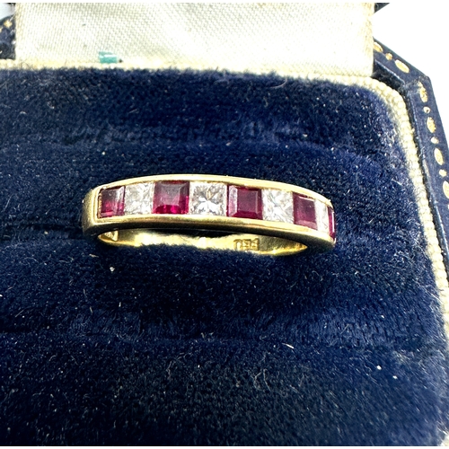 153 - 18ct gold ruby & diamond ring weight3.4g