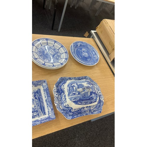 159 - Large selection of vintage blue and white Spode ware to include cups, saucers, plates, tureen etc