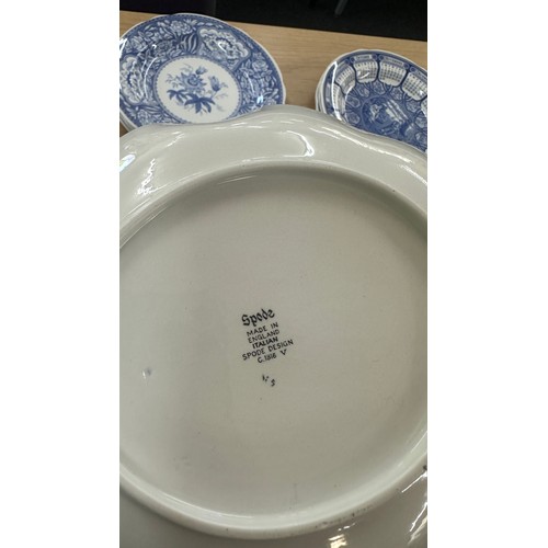 159 - Large selection of vintage blue and white Spode ware to include cups, saucers, plates, tureen etc