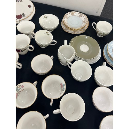 121 - Selection of part tea services to include Royal Adderley, Royal Vale and Colcough