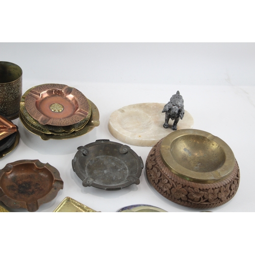 76 - Selection of ashtrays to include vintage decorative novelty, Onyx, Brass, Copper, Advertising etc