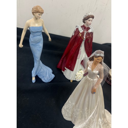 53 - Three vintage porcelain Royalty figures to include Royal Doulton Diana Princess of Wales, Royal Worc... 