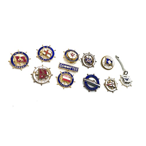 569 - 10 different vintage enamelled shipping line wheels