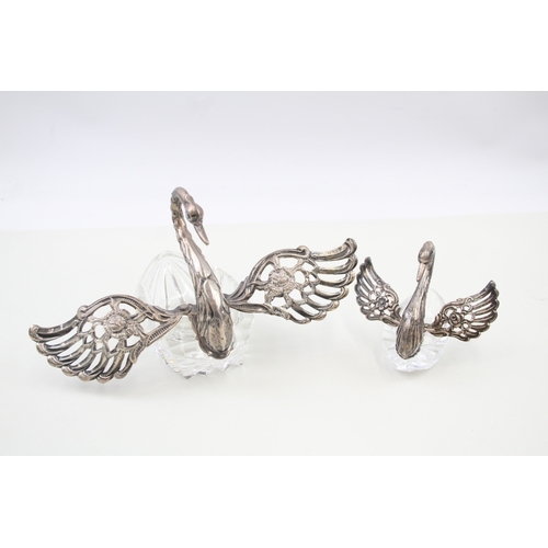 36 - 2 x .925 sterling silver detailed swan trinket dishes