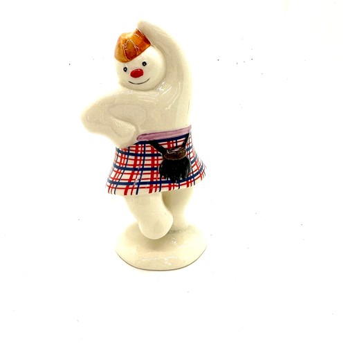 76 - Royal Doulton The Snowman highland snowman ds9