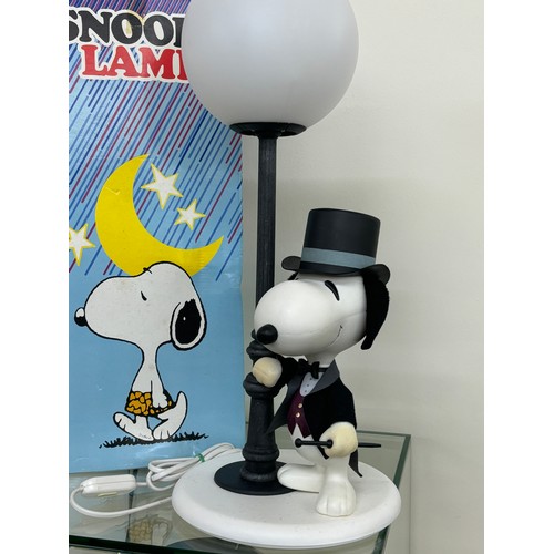 100 - Vintage Boxed Snoopy lamp, untested