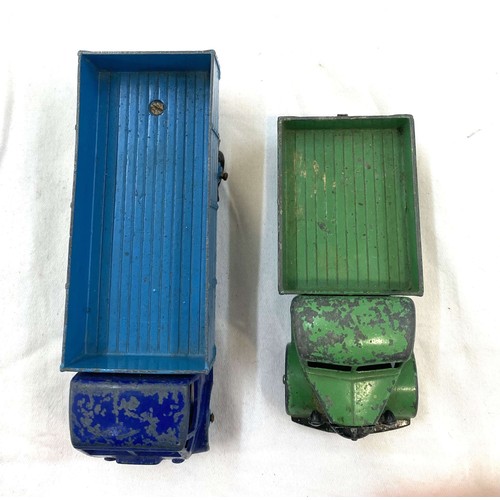 527 - Two vintage Dinky super toys trucks