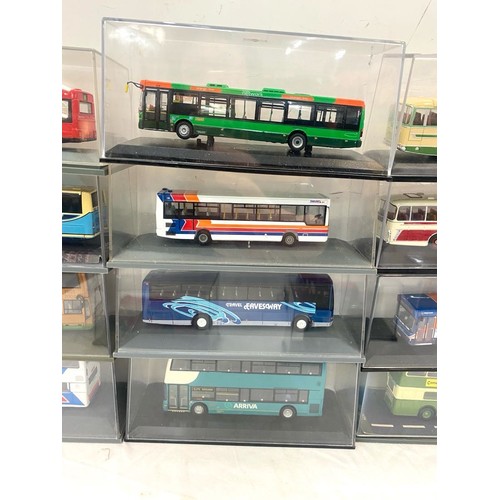 115 - Selection of 20 die cast bus vehicle models to include ' Corgi' and other makers