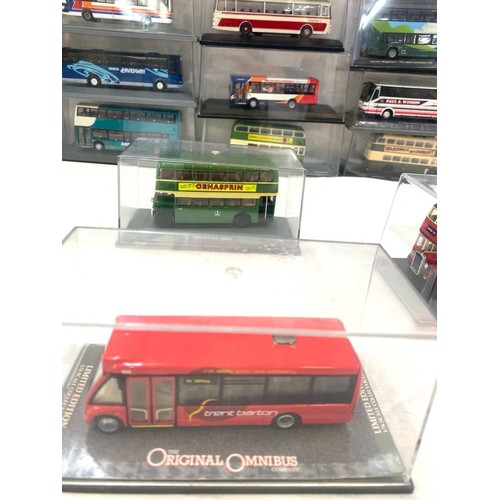 115 - Selection of 20 die cast bus vehicle models to include ' Corgi' and other makers