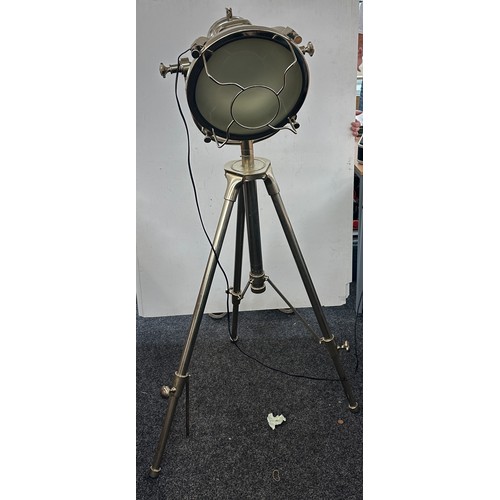 549 - Retro Tri pod floor standing spotlight, untested